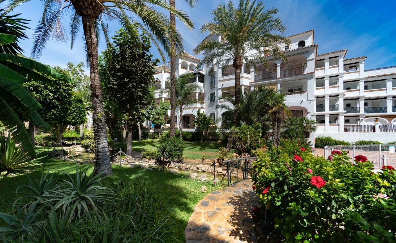 Holidays & Ii, 3 Habitaciones, Piscinas ,150 Metros Playa * Benalmádena