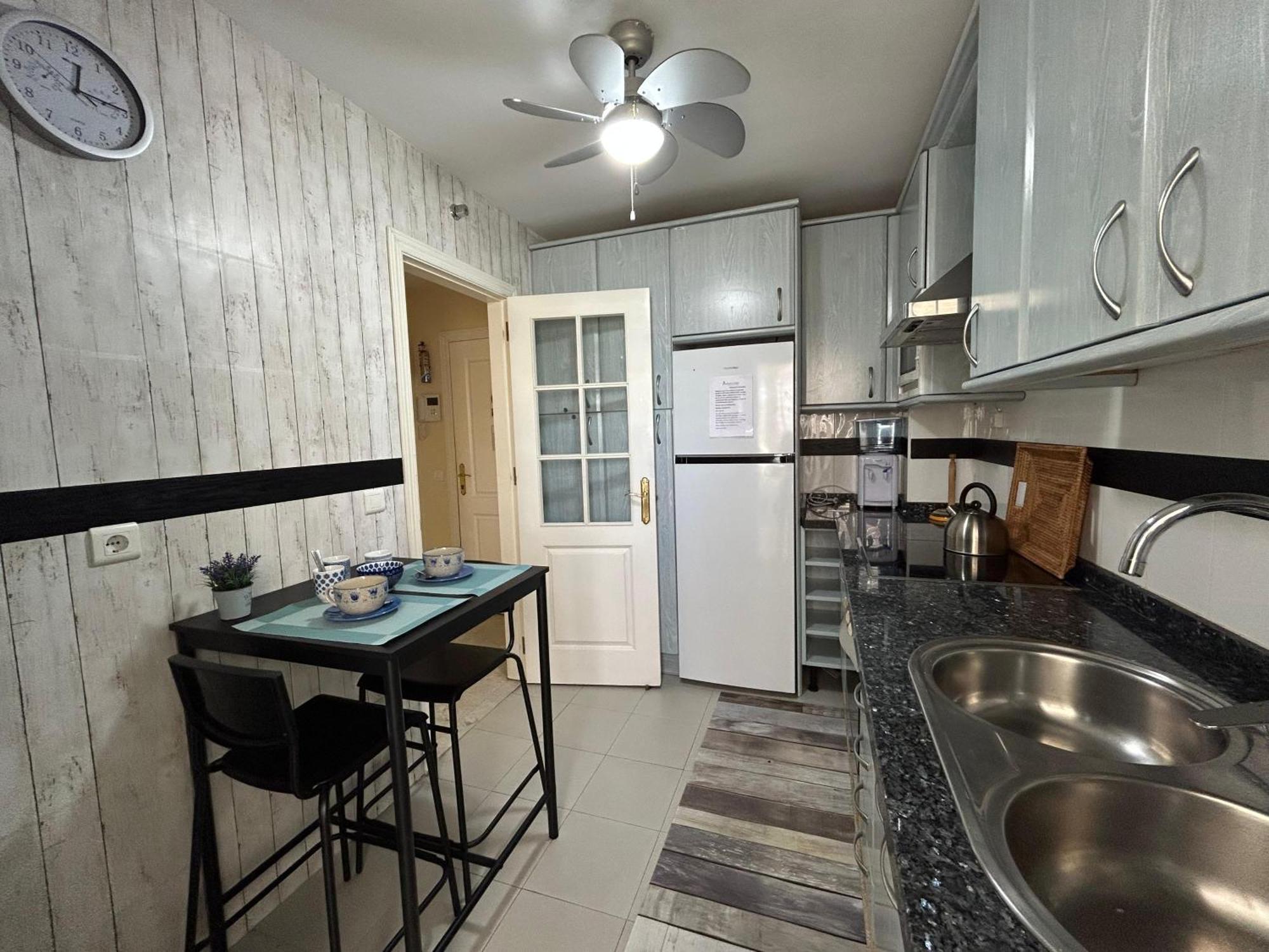 Holidays & Ii, 3 Habitaciones, Piscinas ,150 Metros Playa Appartement